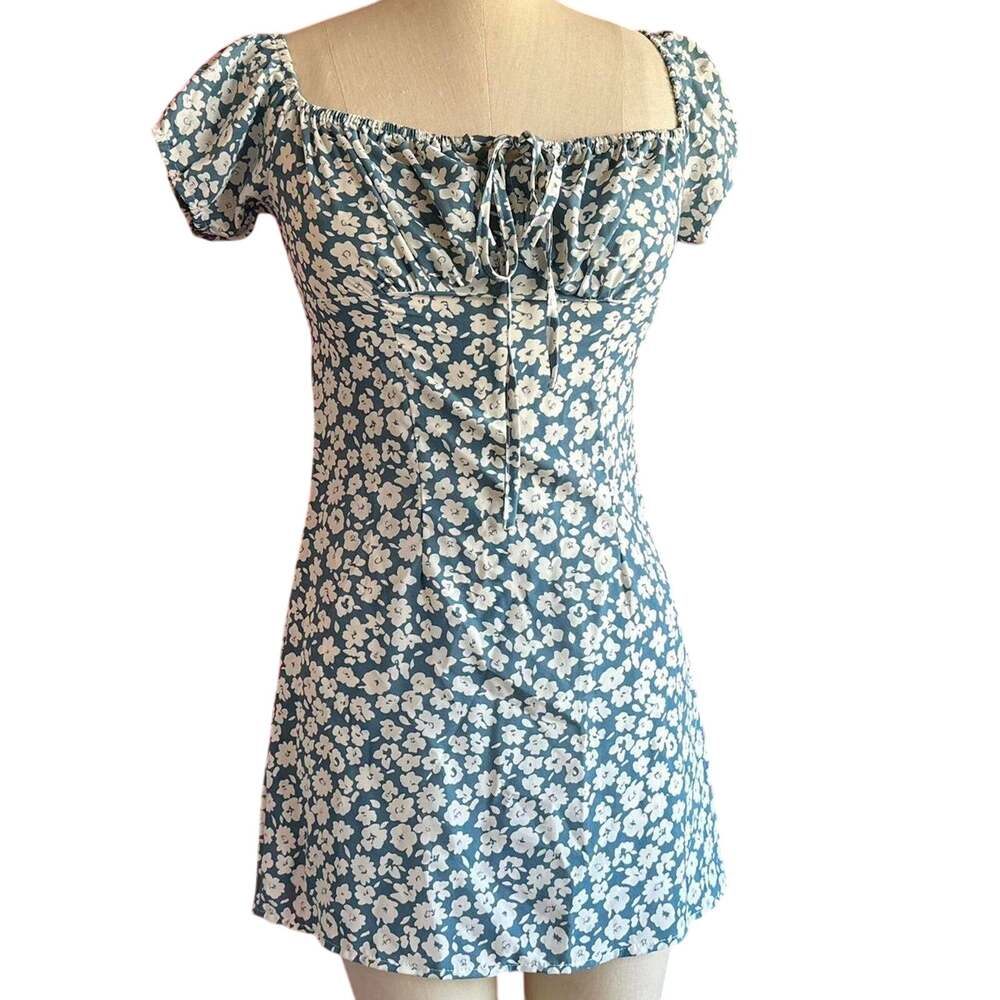 Womens Dress Size 4 Blue White Floral Babydoll Girly Summer Beach Vacation Sweet